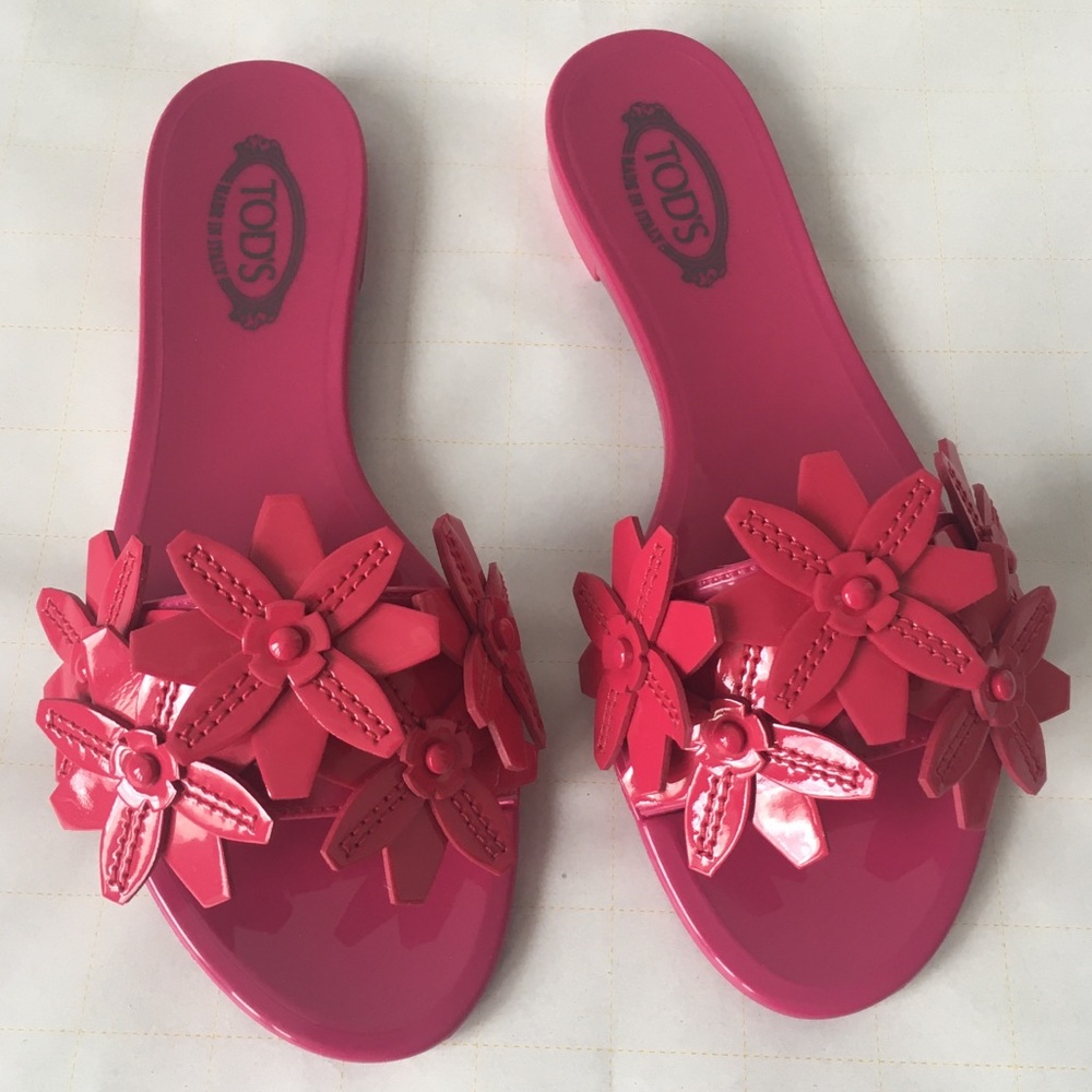 Tod’s Pink Embellished Leather Slides Sz 5 $450
